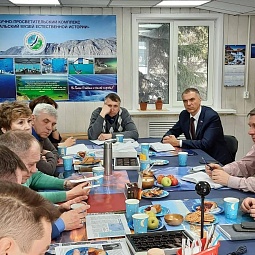 Депутат Григорий Вакуленко занимается возрождением авиамодельного спорта в Иркутске