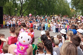 Депутаты Думы города Иркутска организовали праздники для детей в каждом избирательном округе