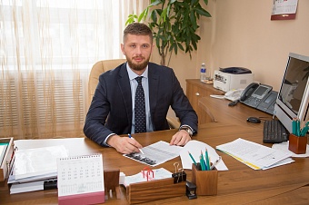 Председатель Думы города Иркутска Евгений Стекачев подвел краткие итоги и определил значимые направления работы в 2018 году