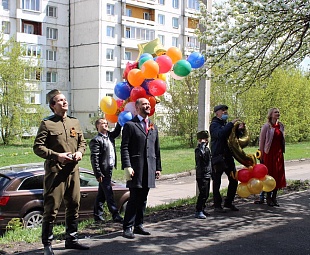 Депутаты Думы Иркутска поздравили горожан с Днем Победы